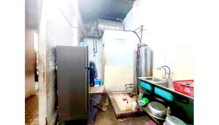 GẤP BÁN - CHỈ 3.5 TỶ - NHÀ HÓC MÔN SÁT QUỐC LỘ 22 - 250M2  FULL THỔ CƯ SHR.